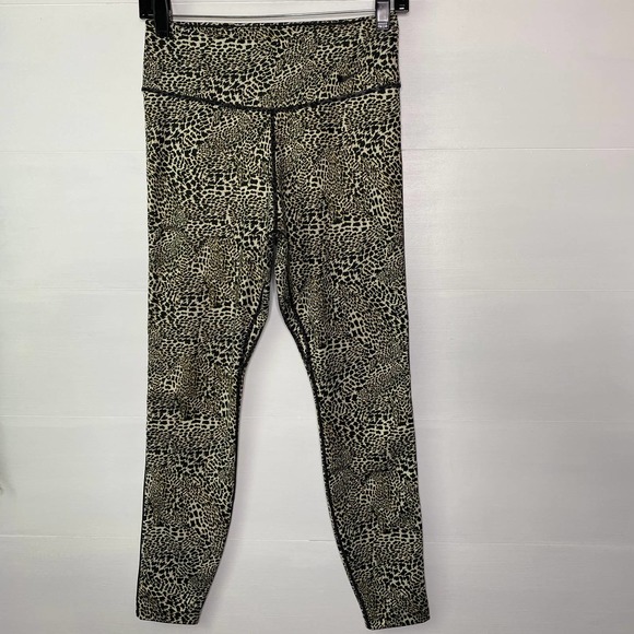 nike one training crop leggings
